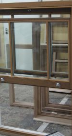 Fenêtres à guillotine sur poids et cordons - Production