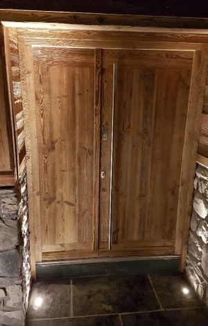Portes extérieures à panneaux - Production