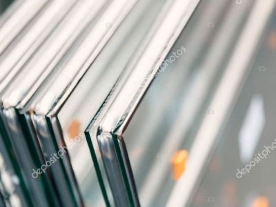 depositphotos_148789781-stock-photo-making-double-layer-glass-windows