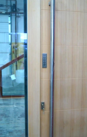 Portes extérieures à panneaux - Production