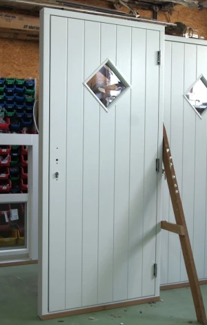 Portes extérieures à panneaux - Production
