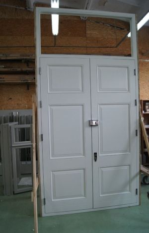 Traditional front doors - Production