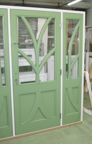 Traditional front doors - Production