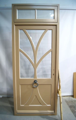 Porte d'ingresso tradizionali - Produzione