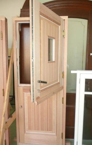 Traditional front doors - Production